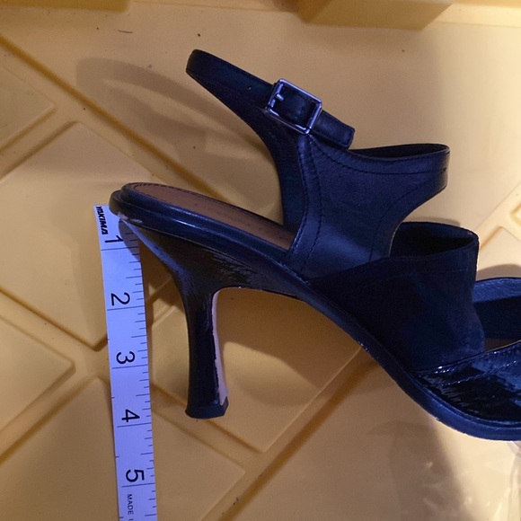 DONALD PLINER LEATHER SLINGBACK HEELED SANDAL 9.5 - Picture 7 of 8